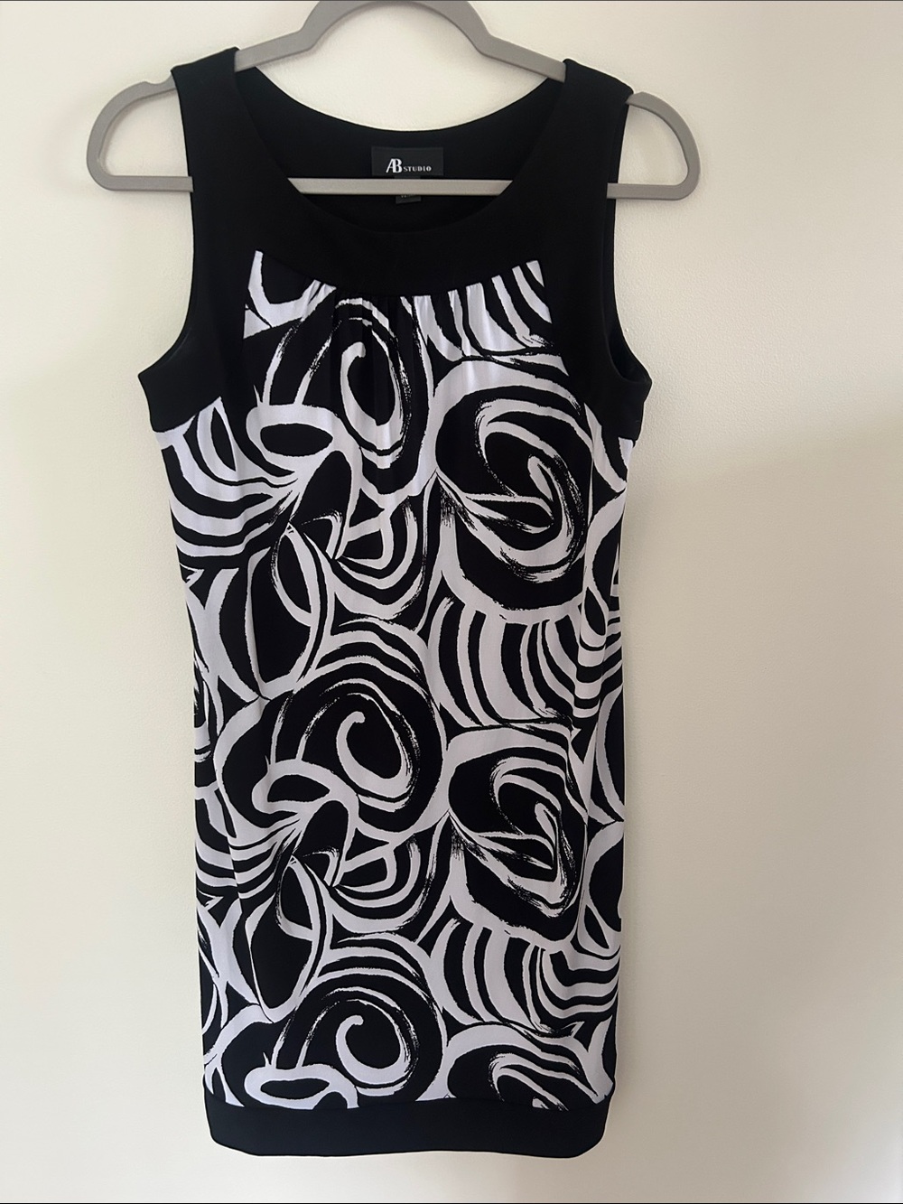 AB Studio Black & White Sleeveless Printed Shift